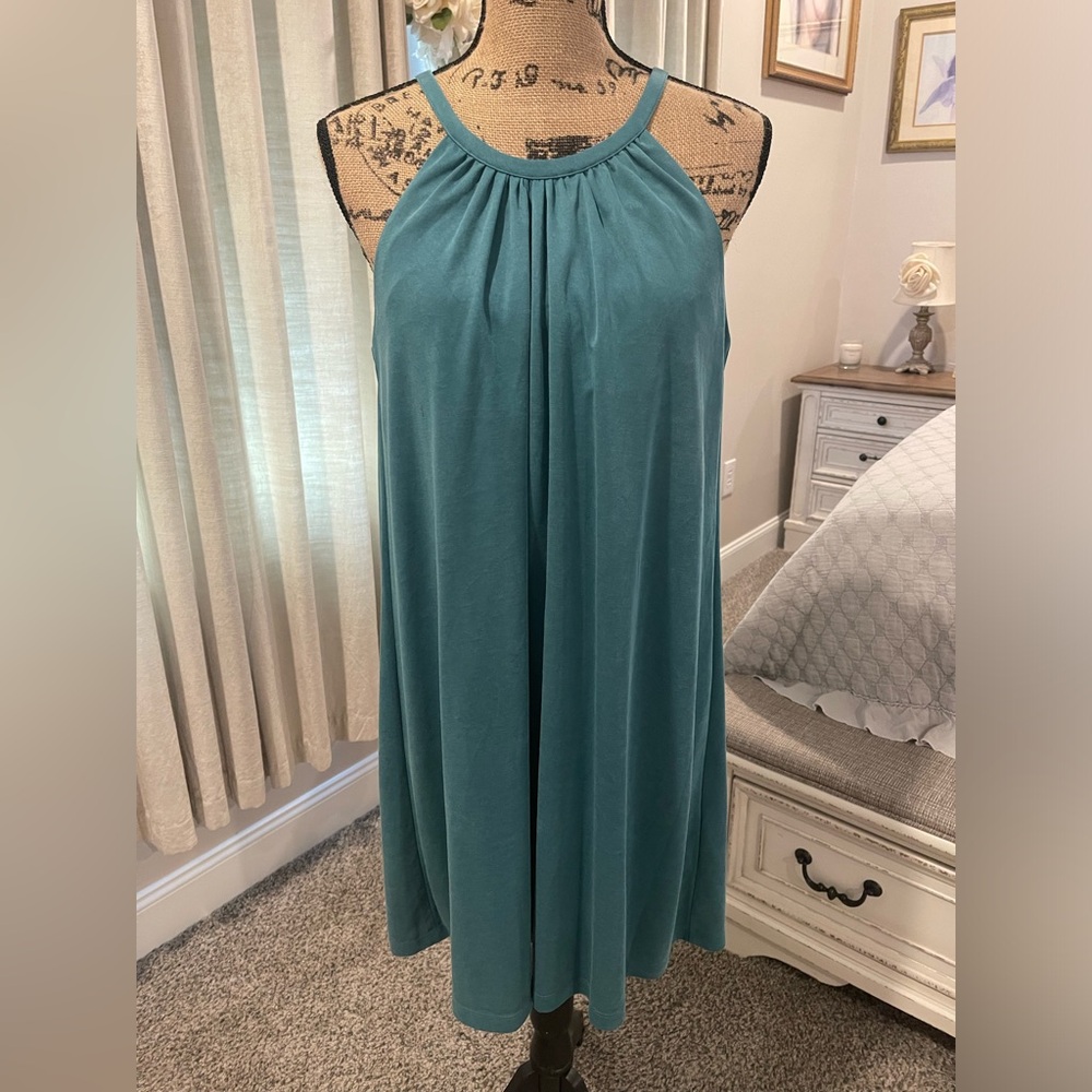 Short sassy sleeveless